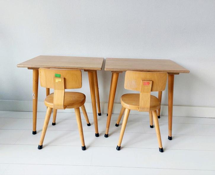 Vintage Schoolset - Schilte schooltafeltje & schoolstoeltje, Kinderen en Baby's, Kinderkamer | Tafels en Stoelen, Tafel(s) en Stoel(en)