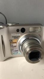 Nikon coolpix 5200 met lader, Audio, Tv en Foto, Fotocamera's Digitaal, 5 Megapixel, Ophalen of Verzenden, Compact, Zo goed als nieuw