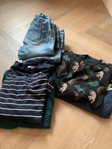 Zwangerschapskleding pakket beschikbaar voor biedingen