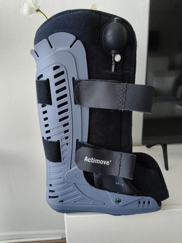Been brace / brace/ actimove walker beschikbaar voor biedingen