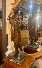 “Diana” bronze sculptuur (gesi) F.Barbedienne Fondeur,Paris., Antiek en Kunst, Antiek | Koper en Brons, Ophalen