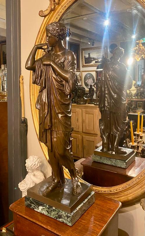 “Diana” bronze sculptuur (gesi) F.Barbedienne Fondeur,Paris., Antiek en Kunst, Antiek | Koper en Brons, Ophalen