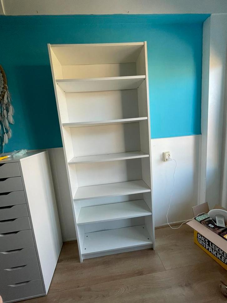 Ikea billy witte boekenkast, Huis en Inrichting, Kasten | Boekenkasten, Zo goed als nieuw, 50 tot 100 cm, 200 cm of meer, 25 tot 50 cm