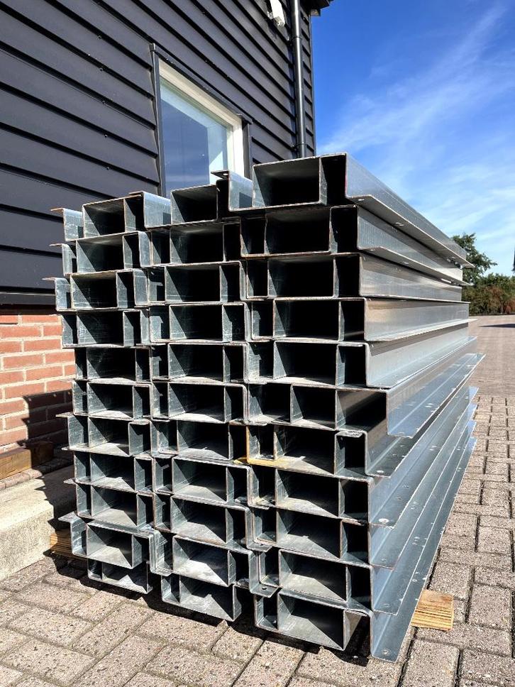 omega profiel - U-goten - verzinkt, Doe-het-zelf en Verbouw, Metalen, Zo goed als nieuw, IJzer, Ophalen