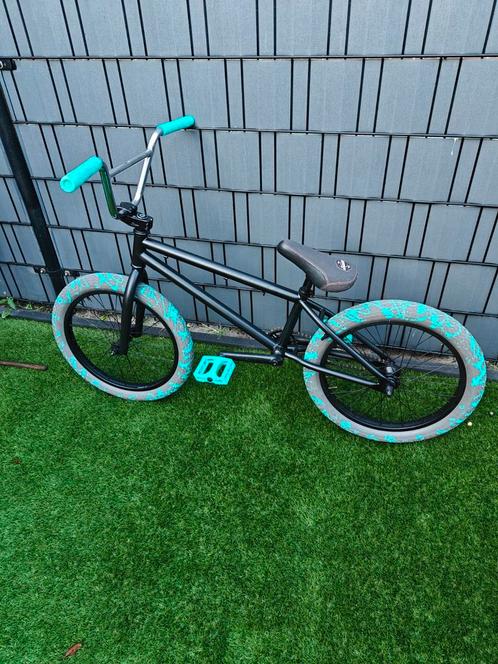 20" Radio BMX custom, Fietsen en Brommers, Fietsen | Crossfietsen en BMX, Zo goed als nieuw, 16 tot 20 inch, Staal, Stuur 360° draaibaar