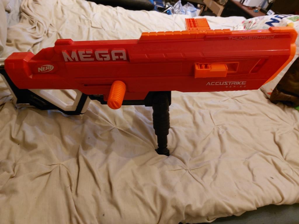 Nerf Mega Thunderhawk - Schiet niet ver, maar doet het!, Ophalen of Verzenden, Gebruikt, Jongen of Meisje