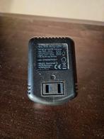 Omvomer converter adapter 220 naar 110volt, Ophalen of Verzenden, Nieuw, Stekker
