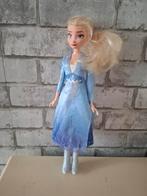 Frozen barbie Elsa hasbro, Ophalen of Verzenden, Zo goed als nieuw, Pop