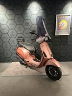 VESPA SPRINT 25KM 2022 OPACO ROSE NIEUWSTAAT SPECIALPAINT, Overige modellen, Ophalen of Verzenden, Zo goed als nieuw, Benzine