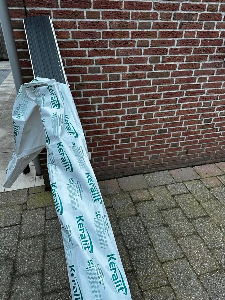 Keralit gevelbekleding wit (RAL 9016) 2 stuks, Doe-het-zelf en Verbouw, Platen en Panelen, Nieuw, HPL, Minder dan 20 mm, Ophalen