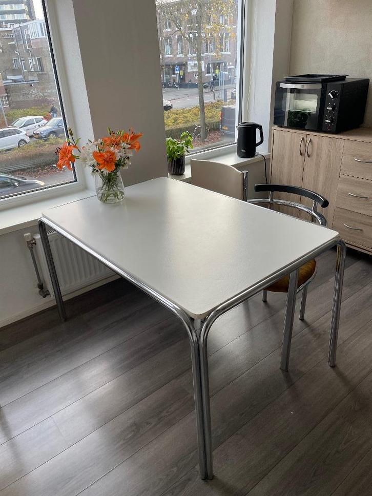 Vintage eettafel chrome/hout, Huis en Inrichting, Tafels | Eettafels, Gebruikt, 50 tot 100 cm, 100 tot 150 cm, Vier personen, Rechthoekig