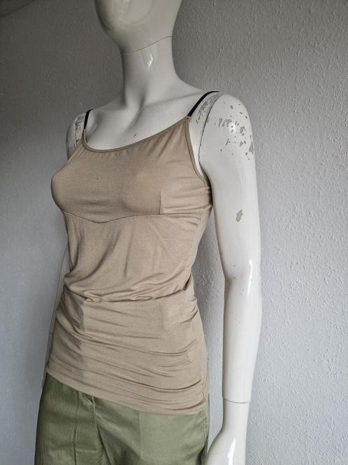 Trix & Rees top Rome. Maat M. Beige., Kleding | Dames, Tops, Zo goed als nieuw, Maat 38/40 (M), Beige, Zonder mouw, Ophalen of Verzenden