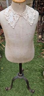 oude Franse buste paspop op smeedijzeren voet(brocante ), Ophalen of Verzenden, Gebruikt, Paspop