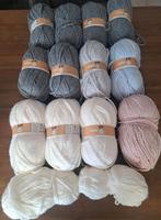 Partijtje Julia garen 12 bollen, Hobby en Vrije tijd, Ophalen of Verzenden, Zo goed als nieuw, Breien of Haken, Wol of Garen