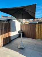 Parasol met betonnen voet, Ophalen of Verzenden, Minder dan 1 meter, Parasolvoet