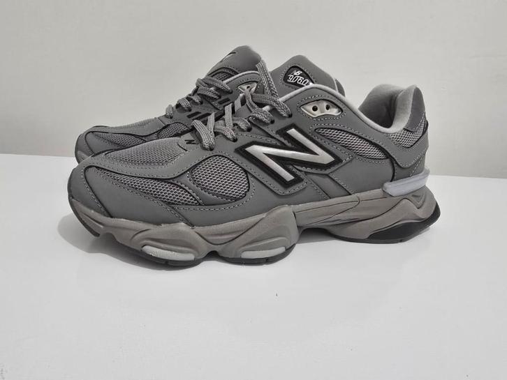 New Balance - Sneakers - Size: EU 45 - Open Box New, Kleding | Heren, Schoenen, Nieuw, Sportschoenen, Overige kleuren, Ophalen of Verzenden
