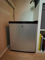 Mini koelkast, Witgoed en Apparatuur, Koelkasten en IJskasten, Ophalen, Zonder vriesvak, Minder dan 85 cm, Minder dan 75 liter