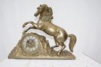 Klok met paard, Antiek en Kunst, Antiek | Klokken, Ophalen of Verzenden