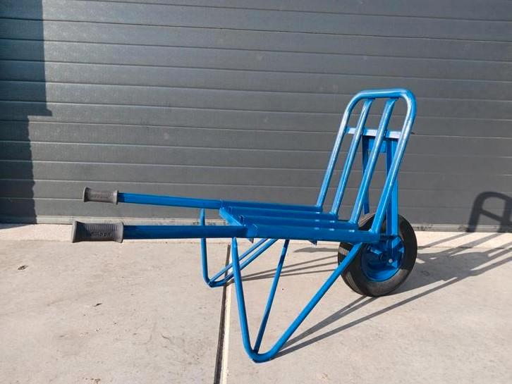 Nette gebruikte 'Matador' steenkruiwagen, Tuin en Terras, Kruiwagens, Zo goed als nieuw, Ophalen