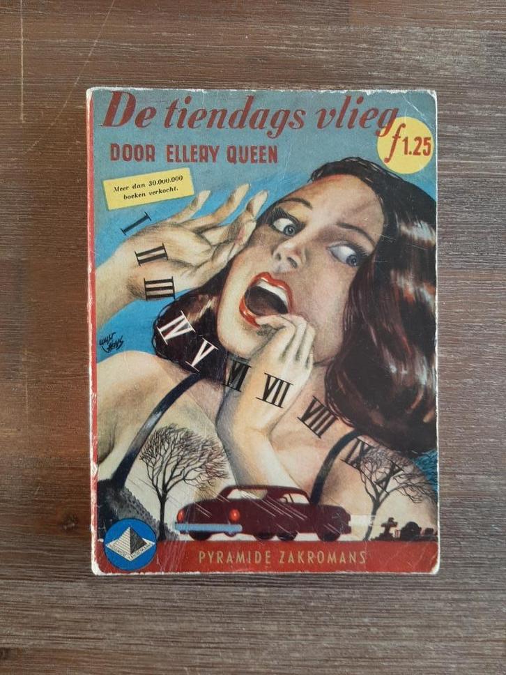 Ellery Queen - De Tiendagsvlieg - Pyramide Zakroman, Boeken, Detectives, Gelezen, Ophalen of Verzenden