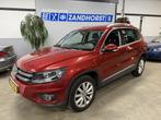 Volkswagen Tiguan 2.0 TDI Sport&Style 4Motion (bj 2011), Auto's, Volkswagen, Automaat, Euro 5, Gebruikt, Zwart