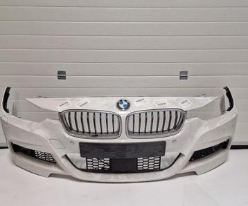 BMW 3 F30 Voorbumper 2013-2015 beschikbaar voor biedingen