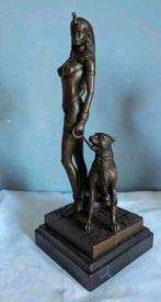 Bronzen beeld van vrouw met panter . 27 cm hoog, Ophalen of Verzenden