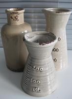 Set van 3 vazen - karaffen beige-taupe aardewerk "Old Look", Overige kleuren, Aardewerk of Porselein, Nieuw, Ophalen of Verzenden