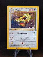 Pidgeot # 8 First edition Base set Nederlands, Hobby en Vrije tijd, Verzamelkaartspellen | Pokémon, Ophalen of Verzenden, Zo goed als nieuw