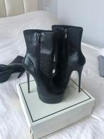 Mooie nieuwe croco laarzen maat 36, Ophalen of Verzenden, Nieuw, Zwart, Hoge laarzen
