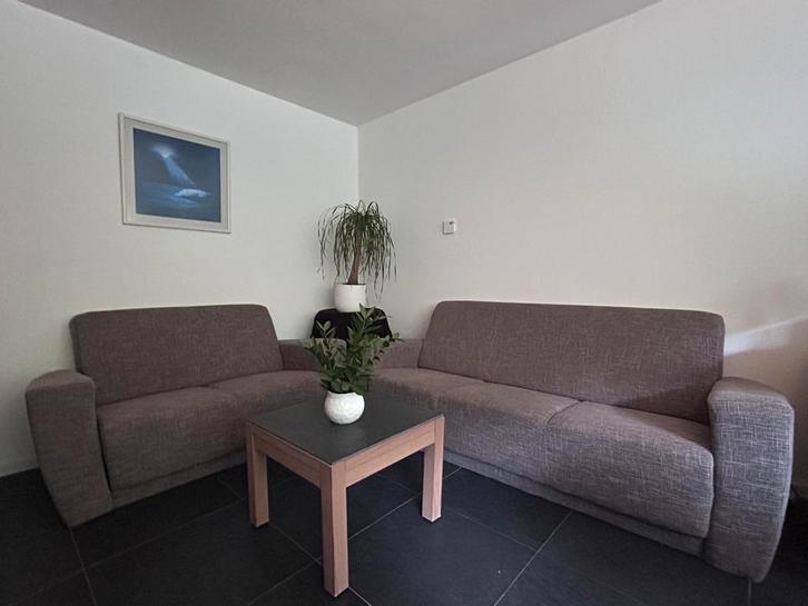 Zo goed als nieuwe set banken! 2,5 en 3 zits bank Aberdeen, Huis en Inrichting, Banken | Bankstellen, Zo goed als nieuw, Rechte bank