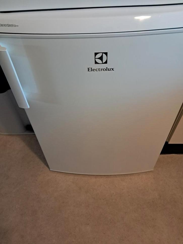 Electrolux Tafelmodel Koelkast - Compact & Efficiënt, Witgoed en Apparatuur, Koelkasten en IJskasten, Gebruikt, Zonder vriesvak