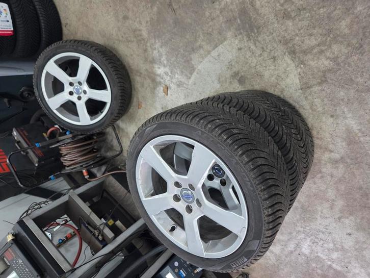 Volvo Cratus 18x8J velgenset scherpe prijs!, Auto-onderdelen, Banden en Velgen, Velg(en), Zomerbanden, 18 inch, 225 mm, Gebruikt