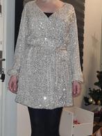 Gouden glitter jurk met mooie riem maat m, Maat 38/40 (M), Geel, Ophalen of Verzenden, Boven de knie