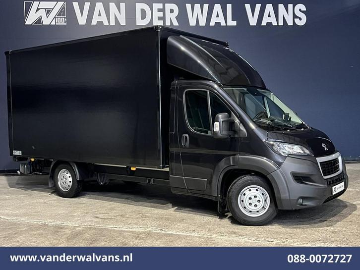 Peugeot Boxer 2.2 BlueHDi 141pk Bakwagen Laadklep Euro6 Airc, Auto's, Bestelauto's, Bedrijf, Te koop, ABS, Achteruitrijcamera
