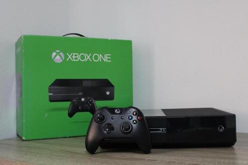 Xbox One + 1 Controller + 8 Spellen, Spelcomputers en Games, Spelcomputers | Xbox One, Zo goed als nieuw, Xbox One, 500 GB, Met 1 controller