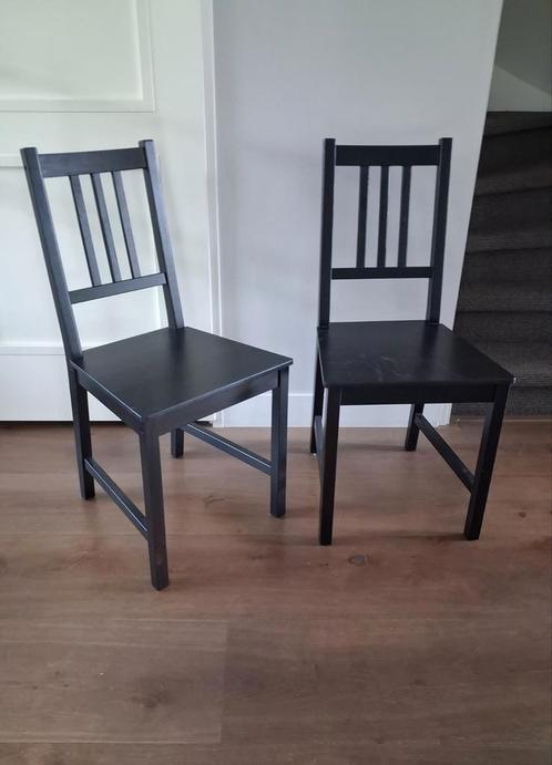 Twee eetkamerstoelen Ikea Stefan, bruinzwart, Huis en Inrichting, Stoelen, Zo goed als nieuw, Twee, Hout, Overige kleuren, Ophalen