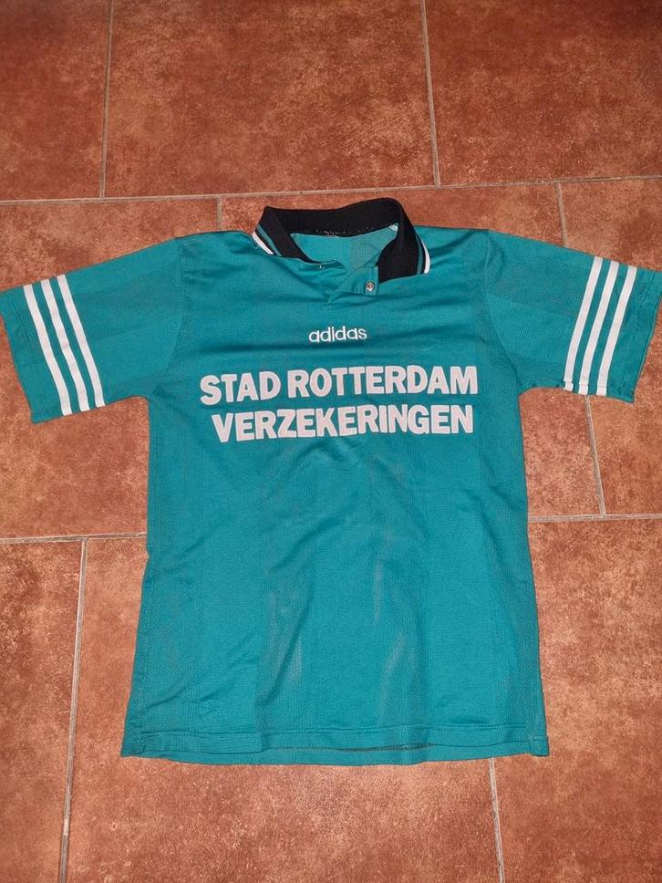 Adidas vintage Feyenoord Shirt 1995-1996 Maat M, Verzamelen, Sportartikelen en Voetbal, Gebruikt, Shirt, Feyenoord, Ophalen of Verzenden