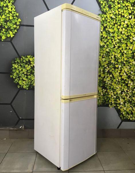 Samsung Koel-vriescombinatie RL33SBSW - Bezorging mogelijk, Witgoed en Apparatuur, Koelkasten en IJskasten, Gebruikt, Met vriesvak