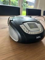 Radio AEG, Sterio met USB en card-ingang, Ophalen of Verzenden, Zo goed als nieuw, Radio
