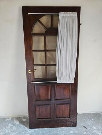 Binnen deur massief gelakt met glas breed 83cm hoog 200,5 cm beschikbaar voor biedingen