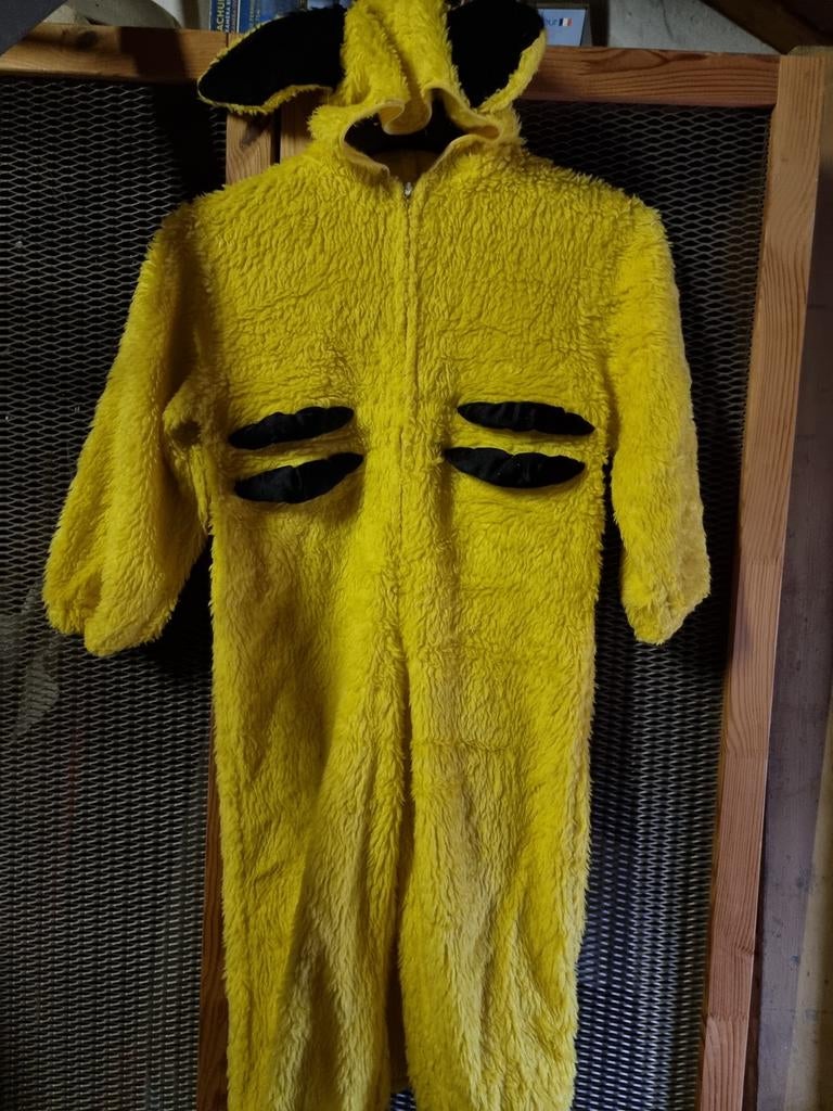 Carnaval pikachu teddy mt 116, Ophalen of Verzenden, Zo goed als nieuw, Overige maten