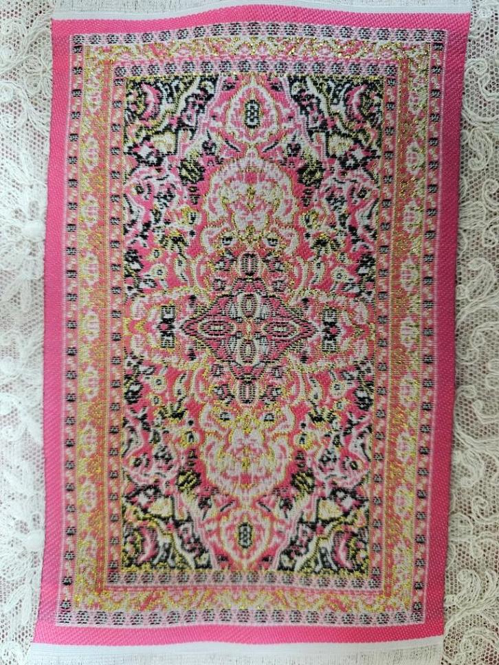 miniatuur tapijt roze kleedje vloerkleed poppenhuis, Verzamelen, Poppenhuizen en Toebehoren, Nieuw, Decoratie, Ophalen of Verzenden