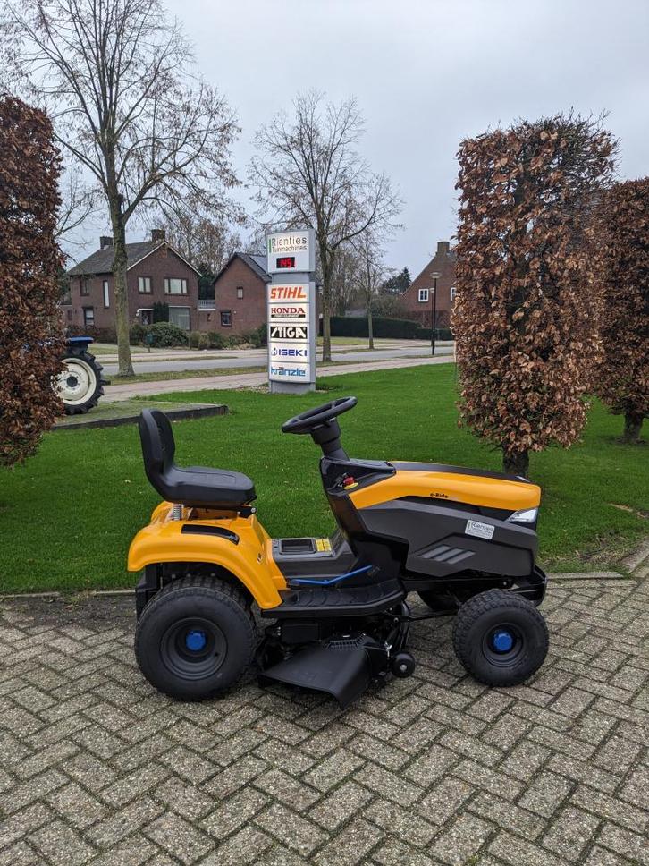 STIGA E-Ride S300, Zitmaaier OVERJARIG, Tuin en Terras, Zitmaaiers, Nieuw, 90 tot 120 cm, Elektrische starter, Ophalen of Verzenden