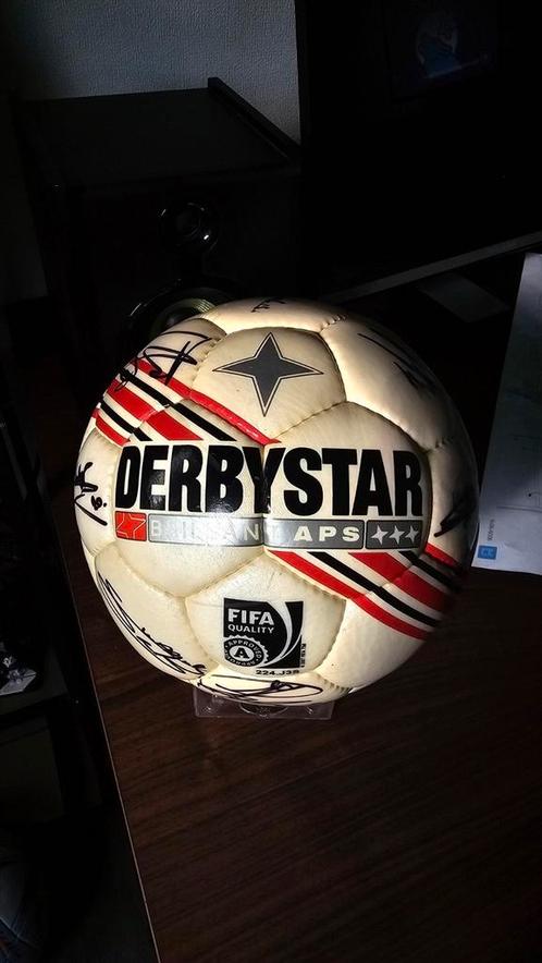 MVV handtekeningen - Derbystar Brillant APS 2007/2008, Sport en Fitness, Voetbal, Bal, Maat XL, Ophalen