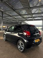 Peugeot 108 1.0 5DR 2018 Zwart CARPLAY, Auto's, Peugeot, Voorwielaandrijving, 4 stoelen, Zwart, Origineel Nederlands