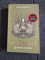 Leigh Bardugo - De Grisha. Schim en schaduw, Ophalen of Verzenden, Zo goed als nieuw, Leigh Bardugo