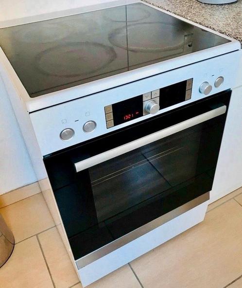Inductie fornuis BOSCH, Witgoed en Apparatuur, Fornuizen, Gebruikt, Inbouw, Keramisch, 4 kookzones, 85 tot 90 cm, 60 cm of meer