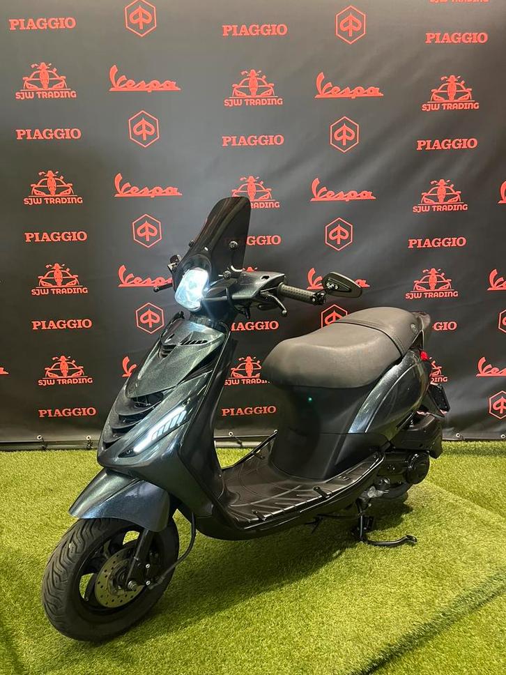 Piaggio Zip 2022 Brom! SP Psychedelic JM Tuning Garantie!, Fietsen en Brommers, Scooters | Piaggio, Zip, Benzine, Ophalen of Verzenden