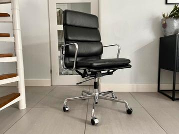 Vitra Eames ea219 softpad zwart leer / chroom beschikbaar voor biedingen